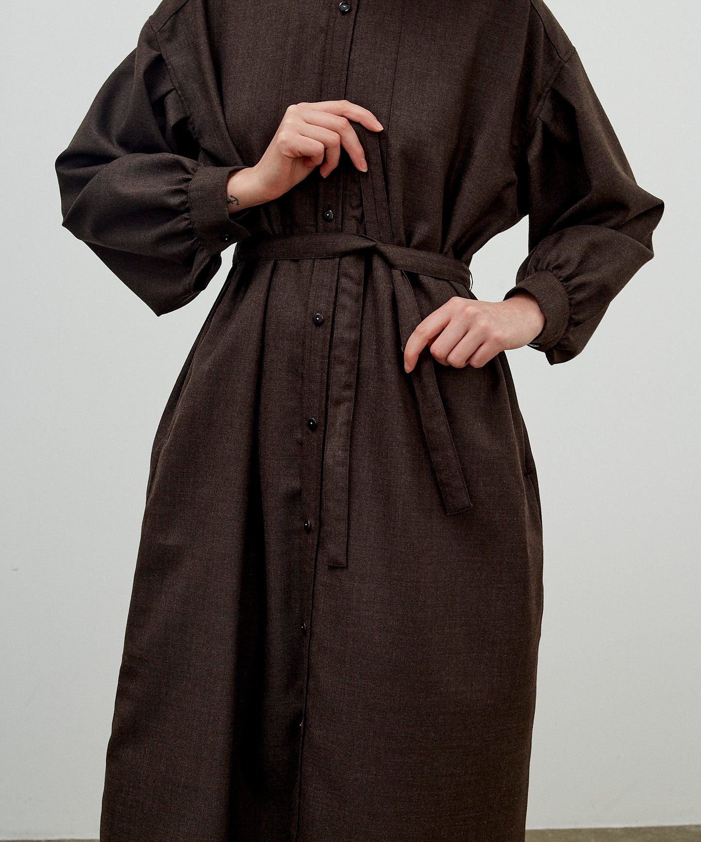 TUSCAN DRESS WOOL SERGE