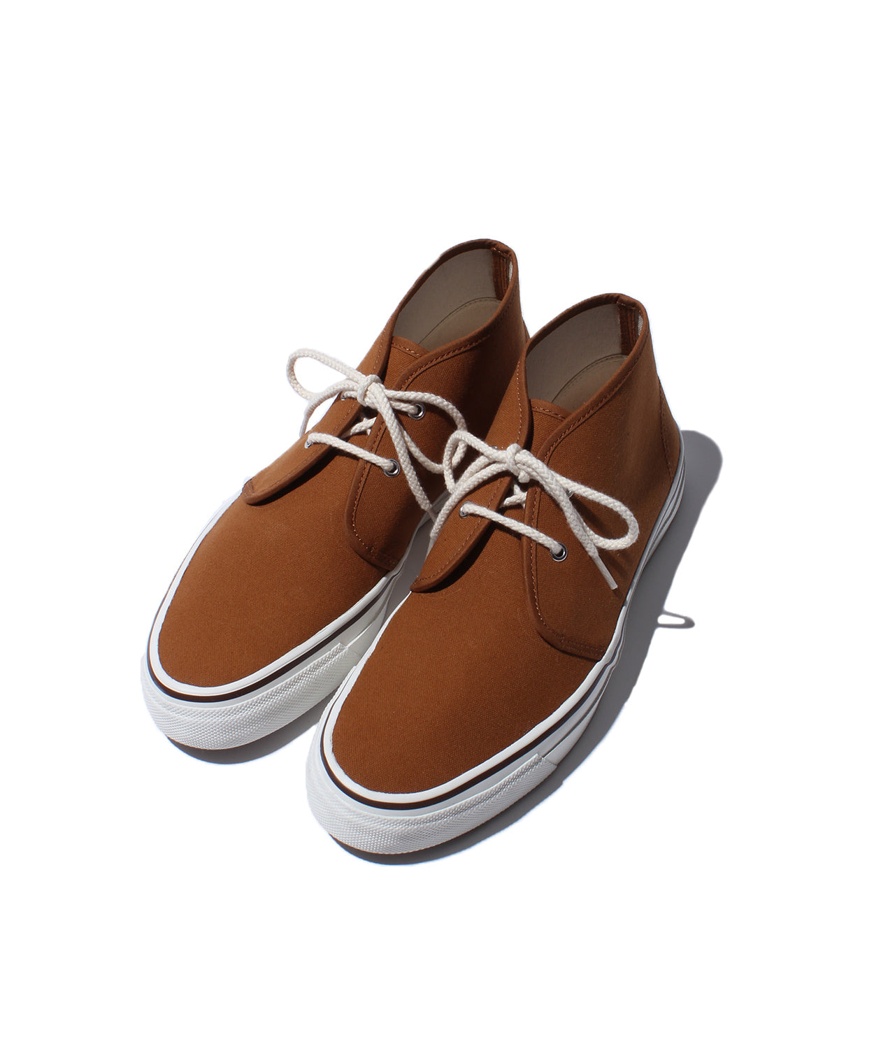 WAKOUWA CHUKKA WHITE SOLE BROWN