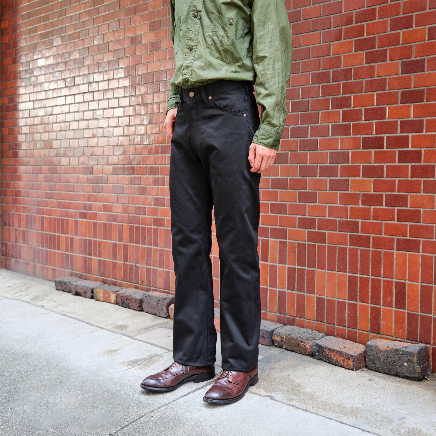 618 CALIFORNIAN SATEEN BLACK