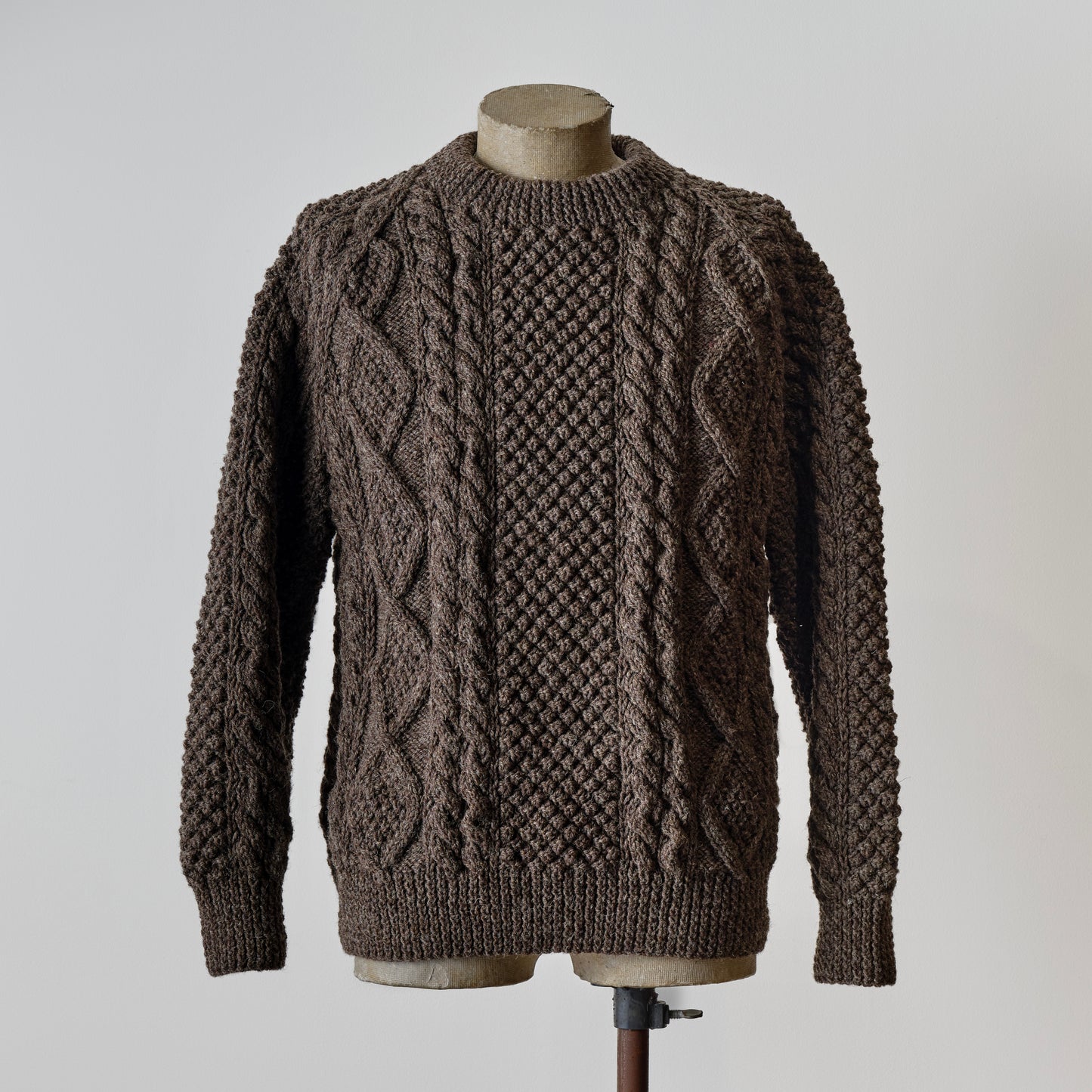 ATHENA DESIGNS for ANATOMICA ARAN SWEATER CREW NECK BROWN