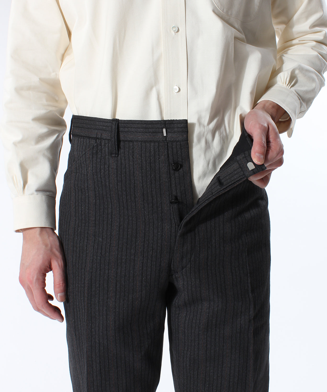 Richard Parker Men Solid Navy Trousers - Selling Fast at Pantaloons.com