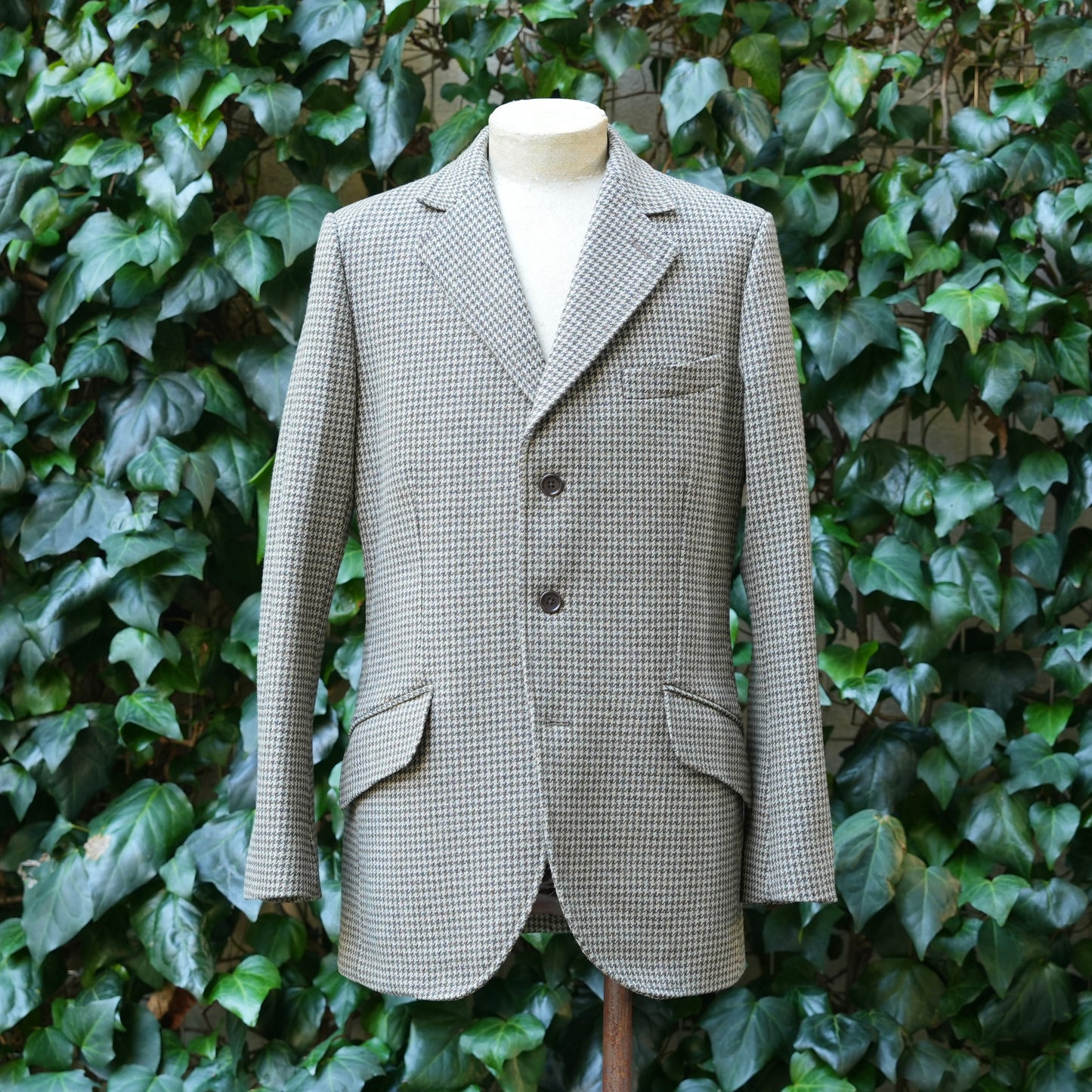 GILLES ALSPORT TWEED HOUND'S TOOTH