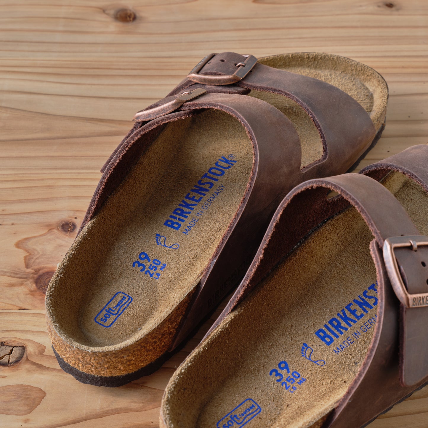 BIRKENSTOCK ARIZONA OILED LEATHER