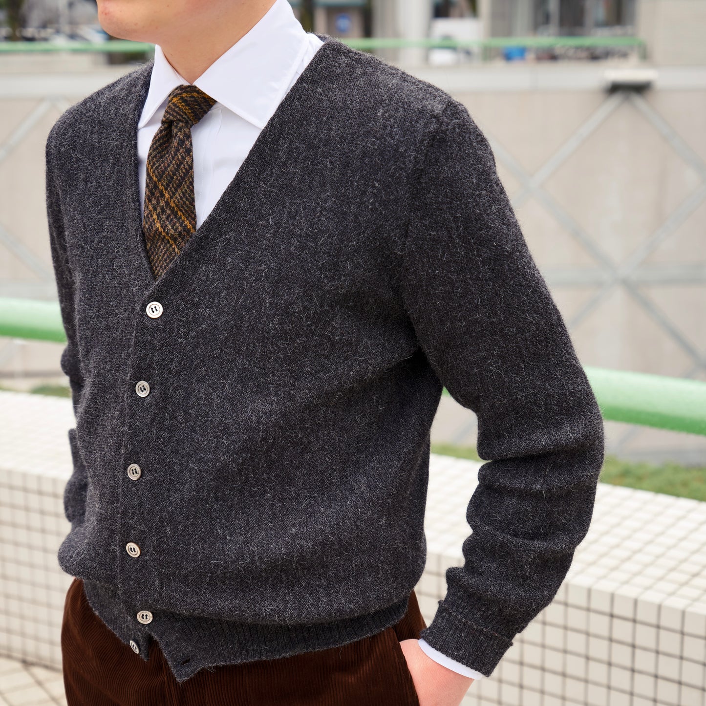 【NAGOYA LIMITED COLOR】 FANNI LEMMERMAYER  2PLY CARDIGAN CHARCOAL