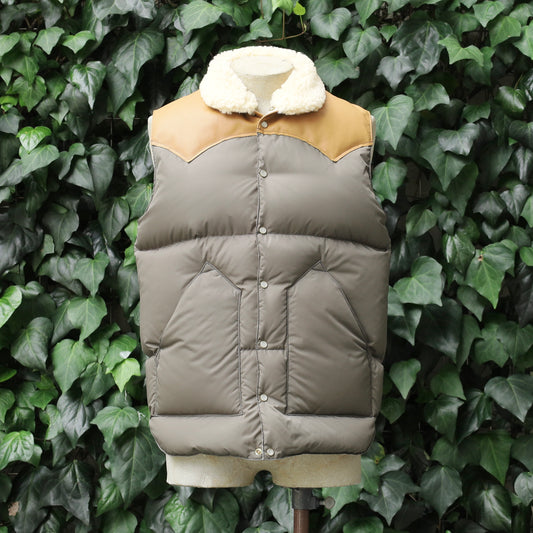 【50th ANNIVERSARY MODEL】RMFC CHRISTY VEST OLIVE