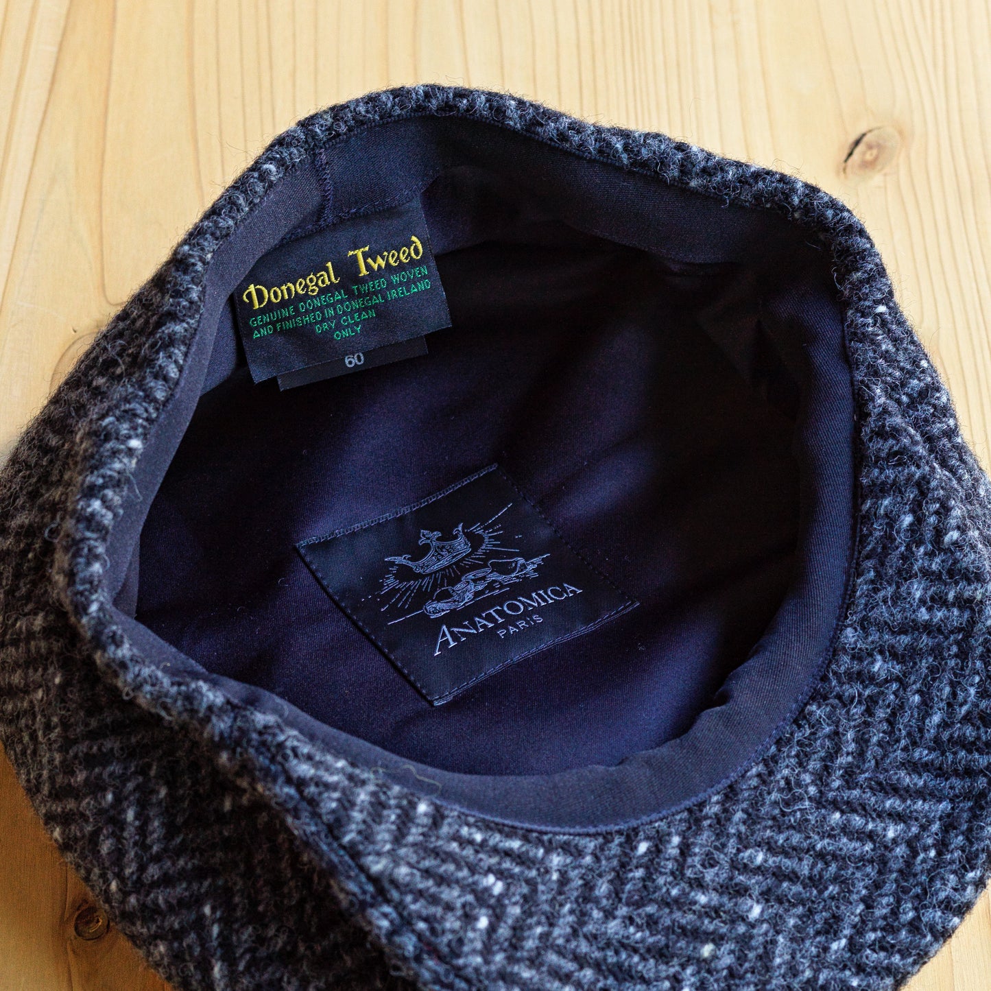 BELGIAN NEWSBOY CAP DONEGAL TWEED HRRING-BONE