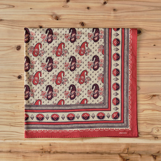 SQUARE SCARF PAISLEY