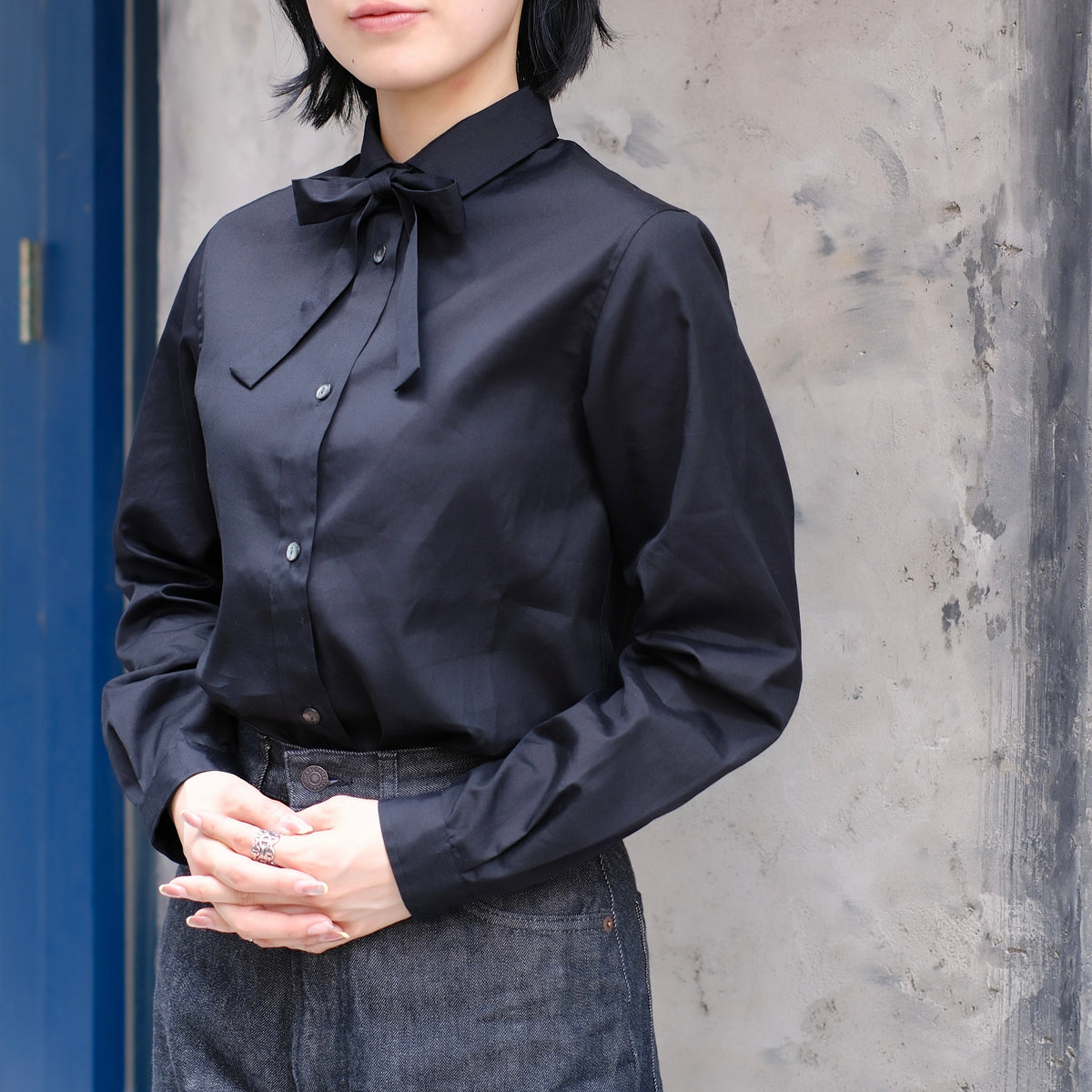 MILLICENT BOWTIE SHIRTS BLACK