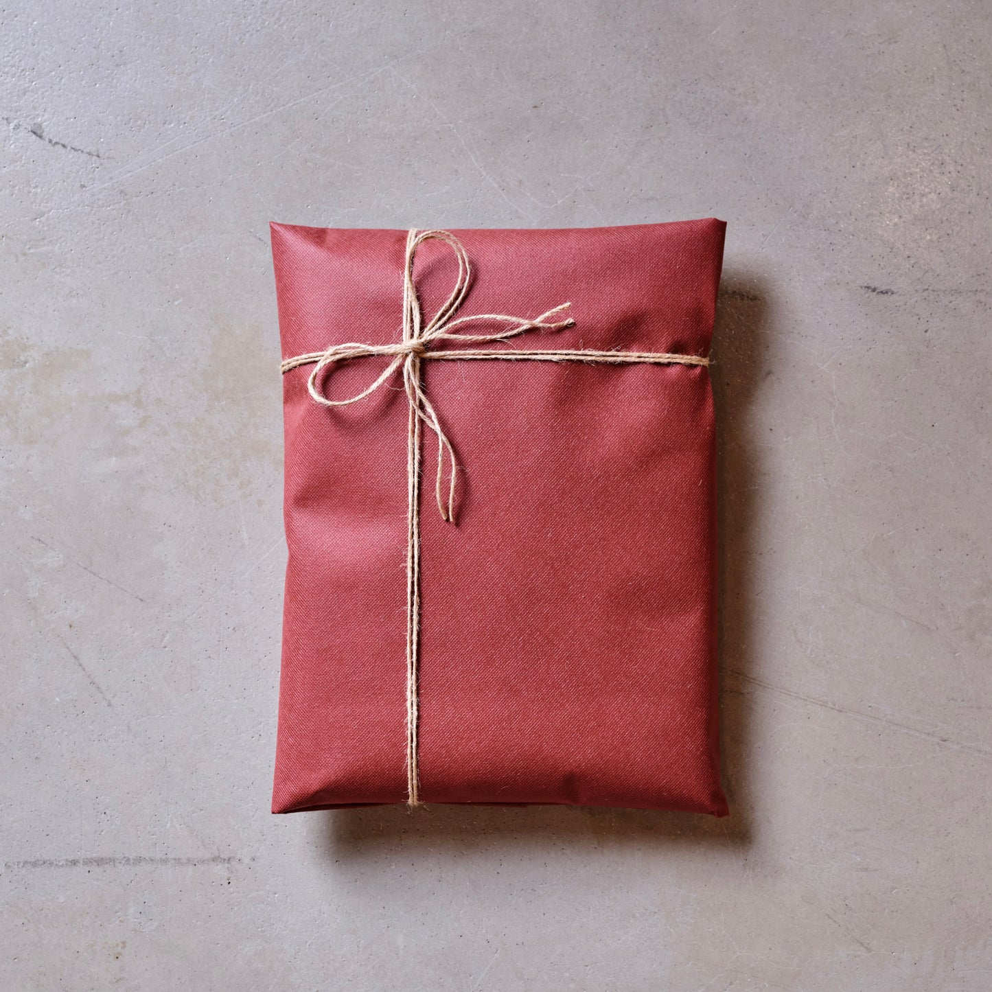 GIFT WRAPPING