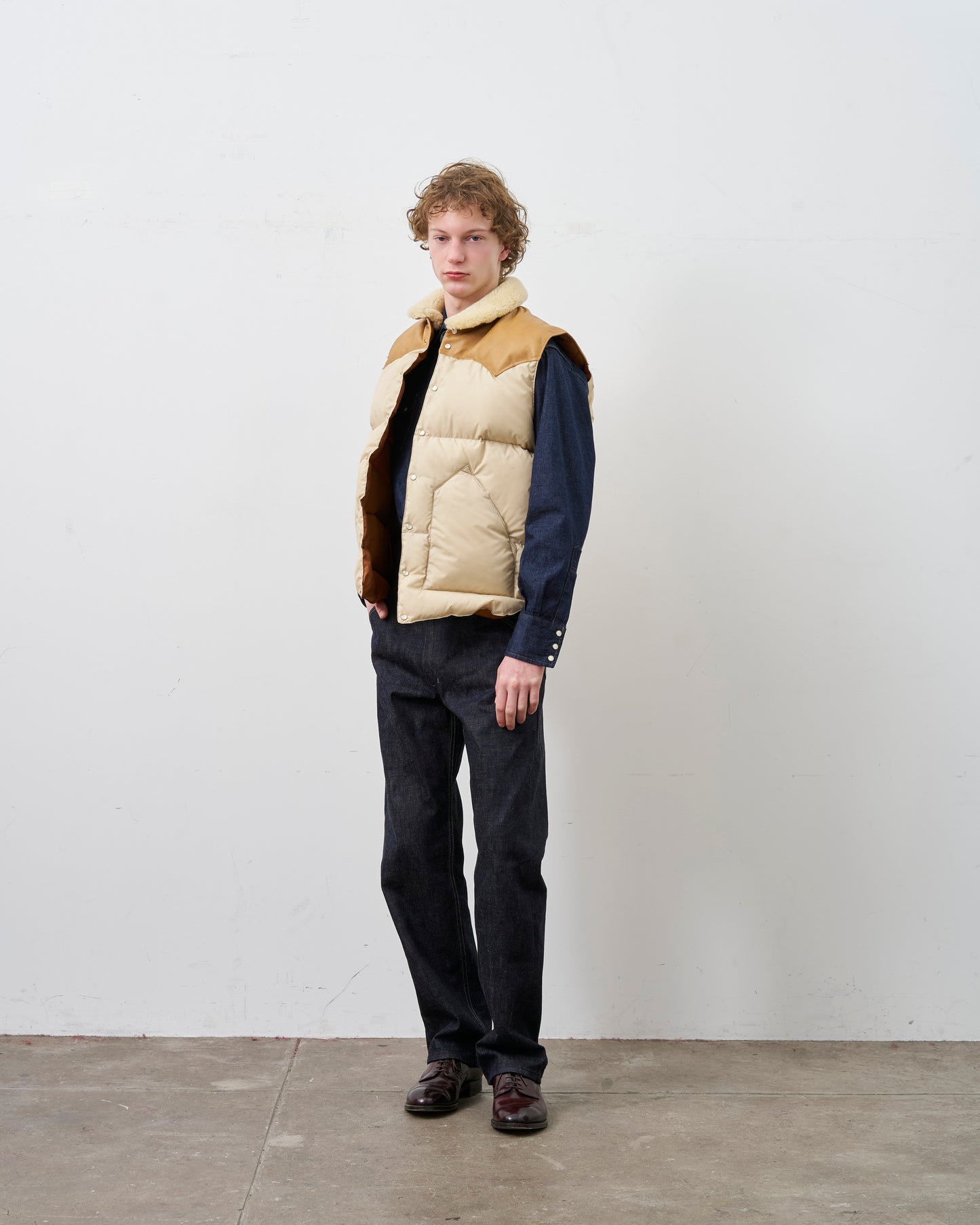 RMFC CHRISTY VEST L.BEIGE