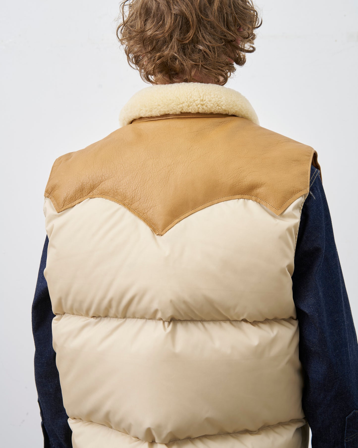 RMFC CHRISTY VEST L.BEIGE