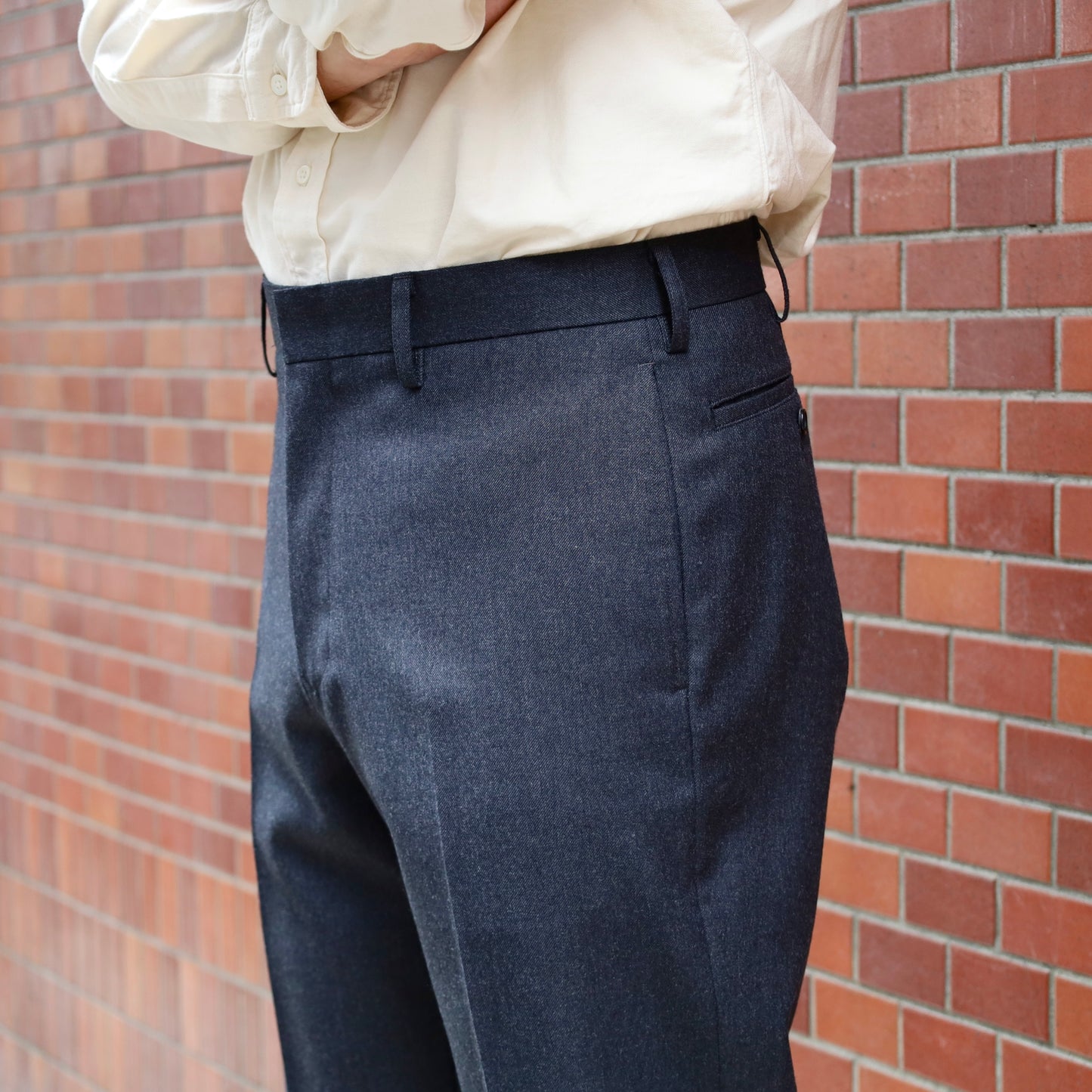 TRIM FIT PANTS Ⅲ WOOL SERGE CHARCOAL