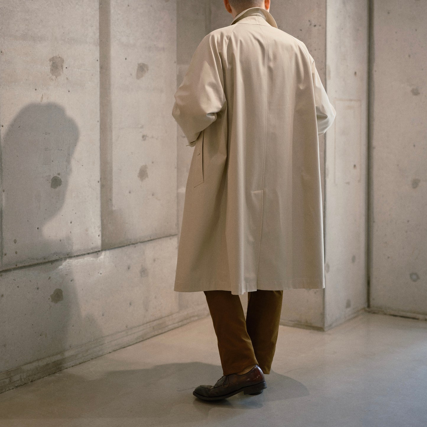 SINGLE RAGLAN COAT GABARDINE OYSTER
