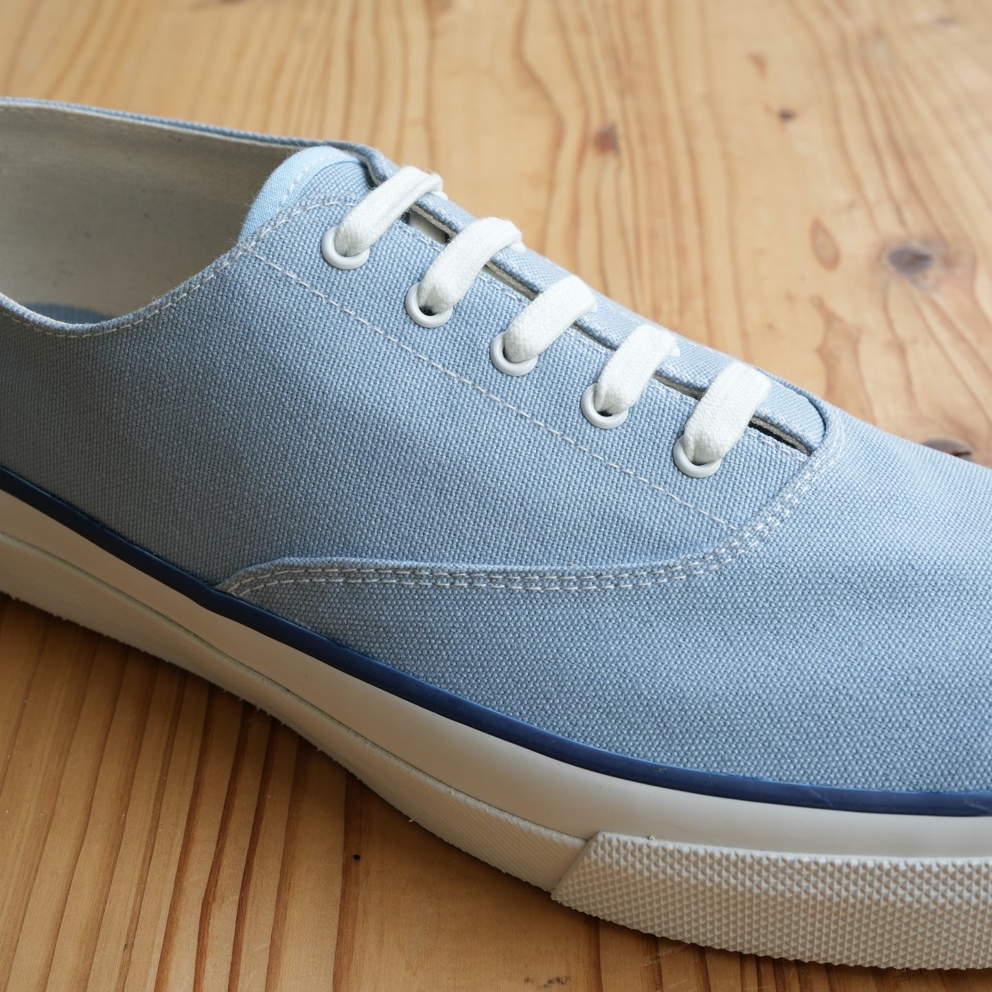 WAKOUWA LOW-TOP WHITE SOLE SEASON COLOR