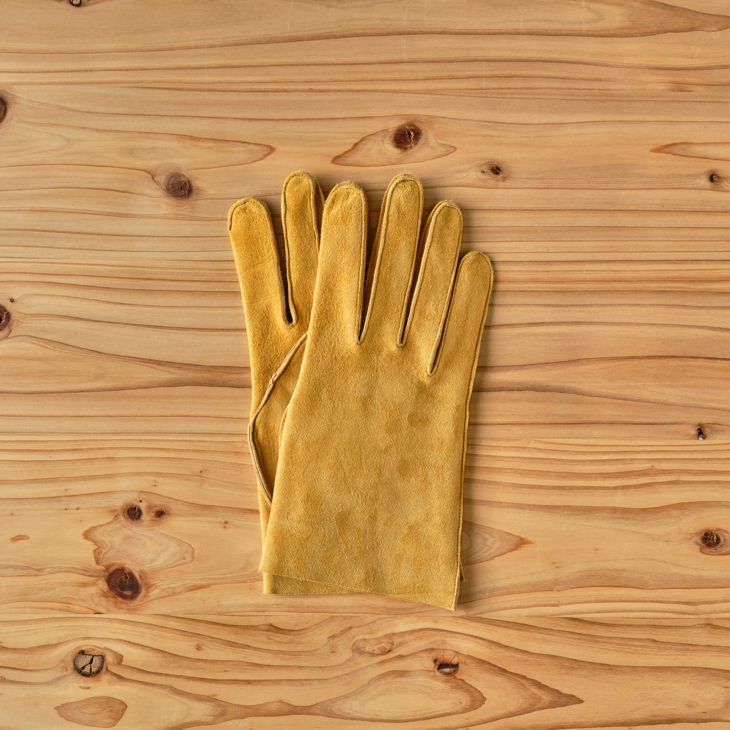 AGNELLE SAUMUR GLOVES LAMBSKIN NUBUCK UNLINED