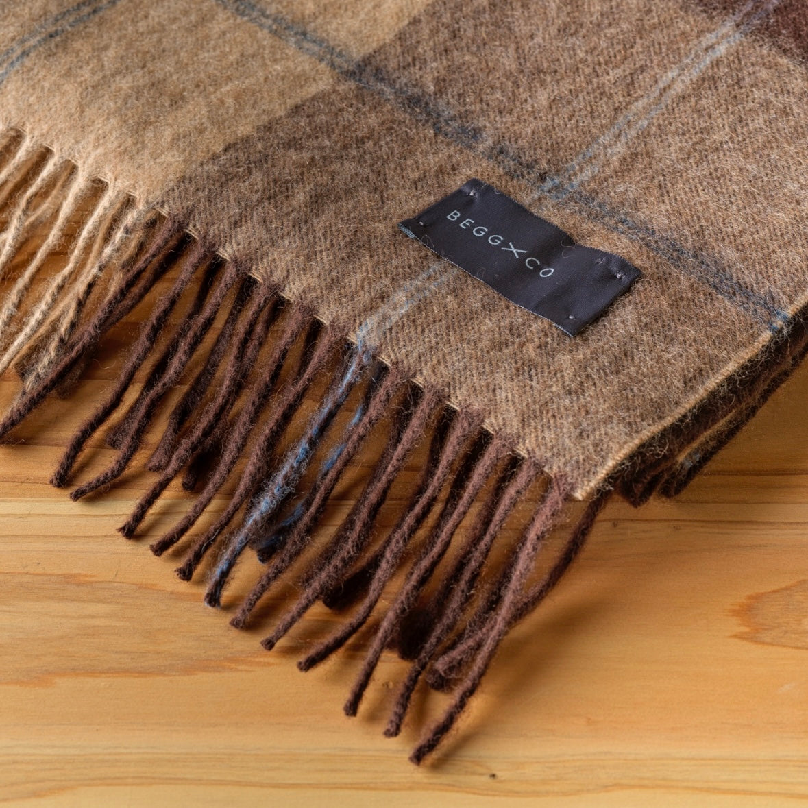 BEGG & CO CASHMERE SCARF CHECKS