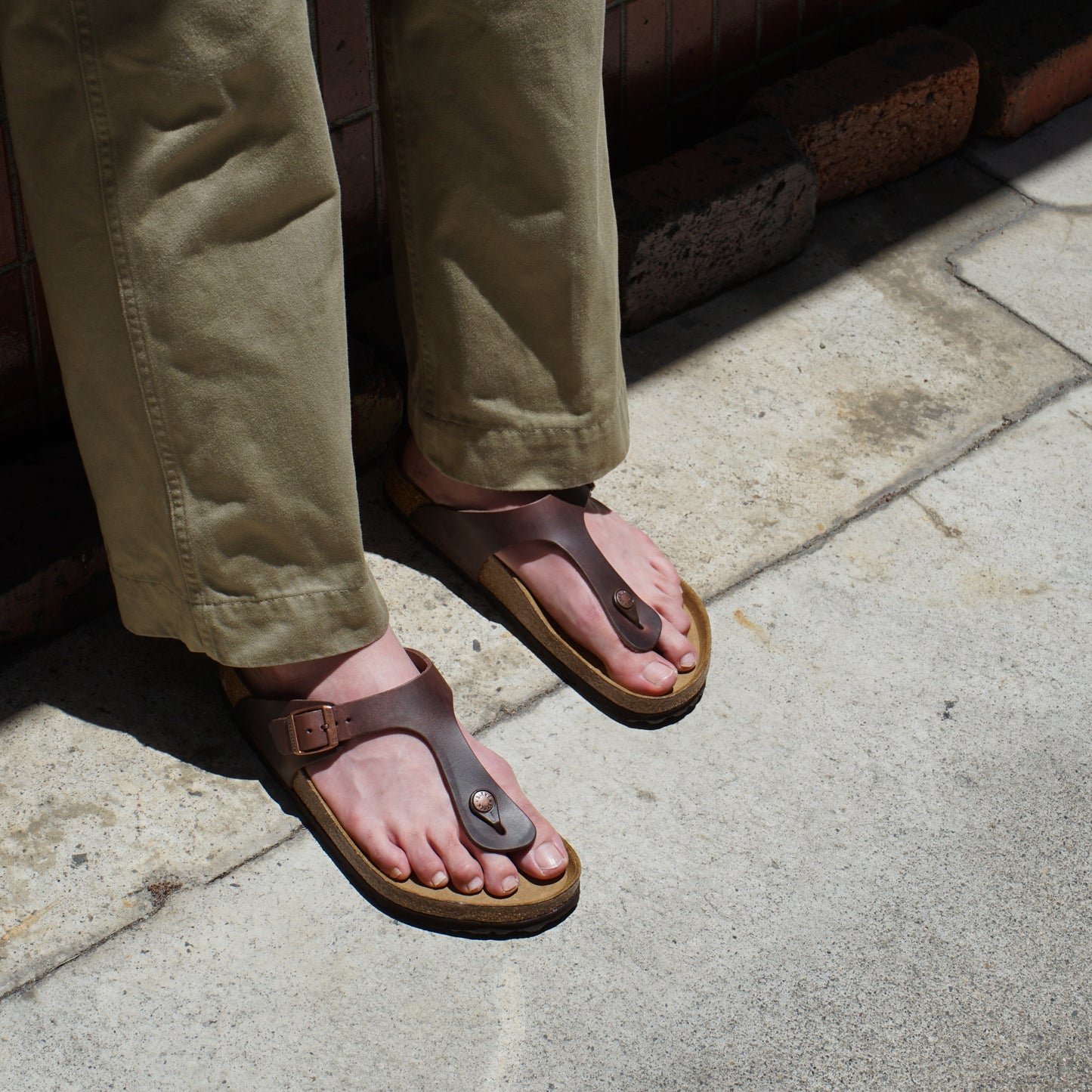 BIRKENSTOCK GIZEH OILED LEATHER