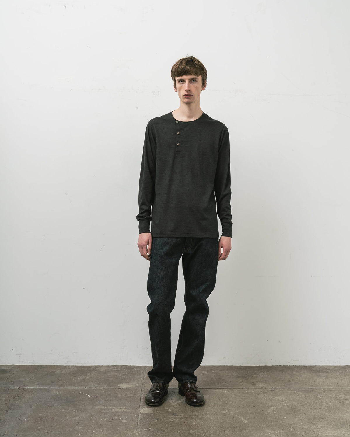 SFM RIGHT FRONT TEE