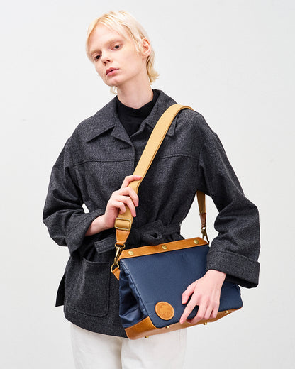 [KINJI'S GREAT GROSS #20] SHOULDER BAG BY HUNTING WORLD