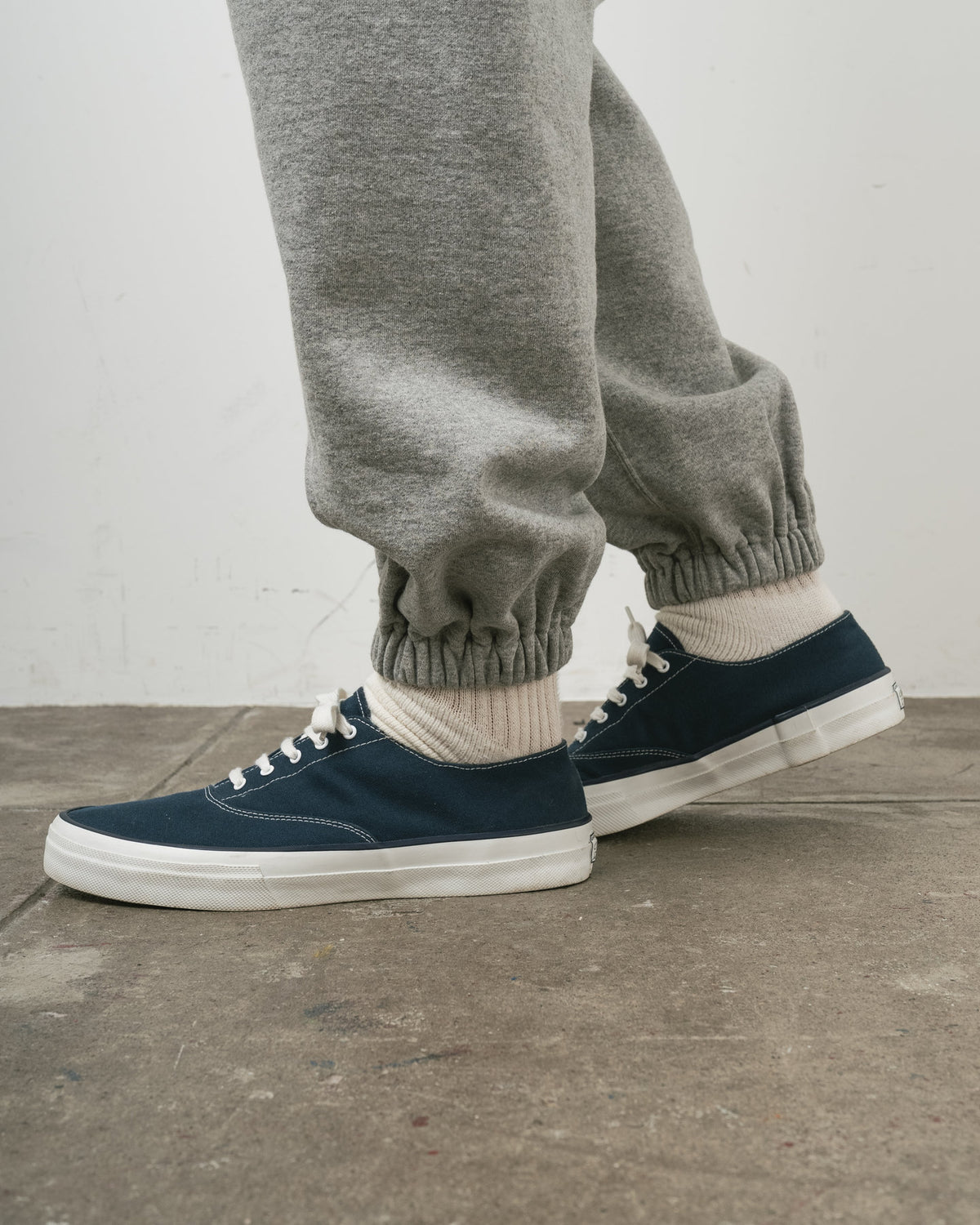 SWEAT PANTS GRAY