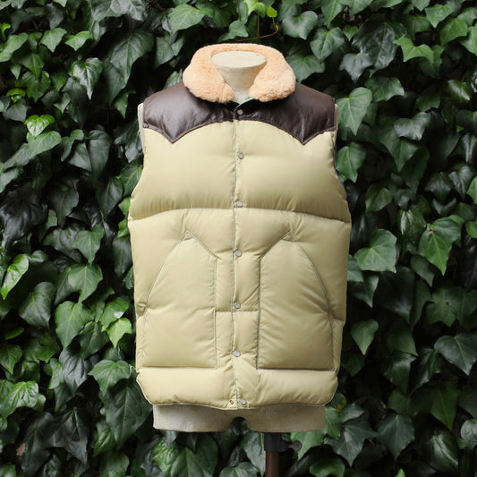 【50th ANNIVERSARY MODEL】RMFC CHRISTY VEST TAN