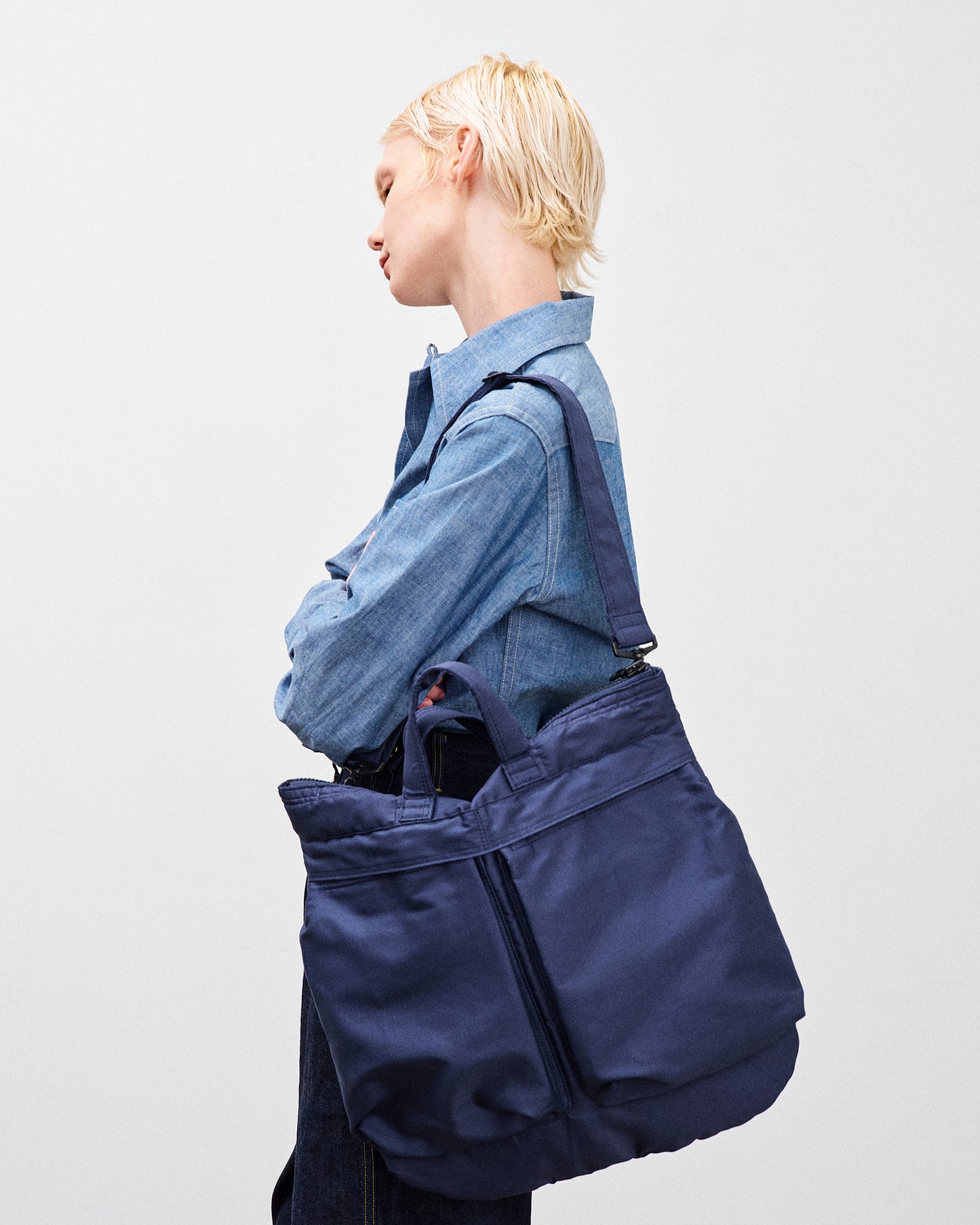 U.S.A.F. HELMET BAG NAVY SMALL