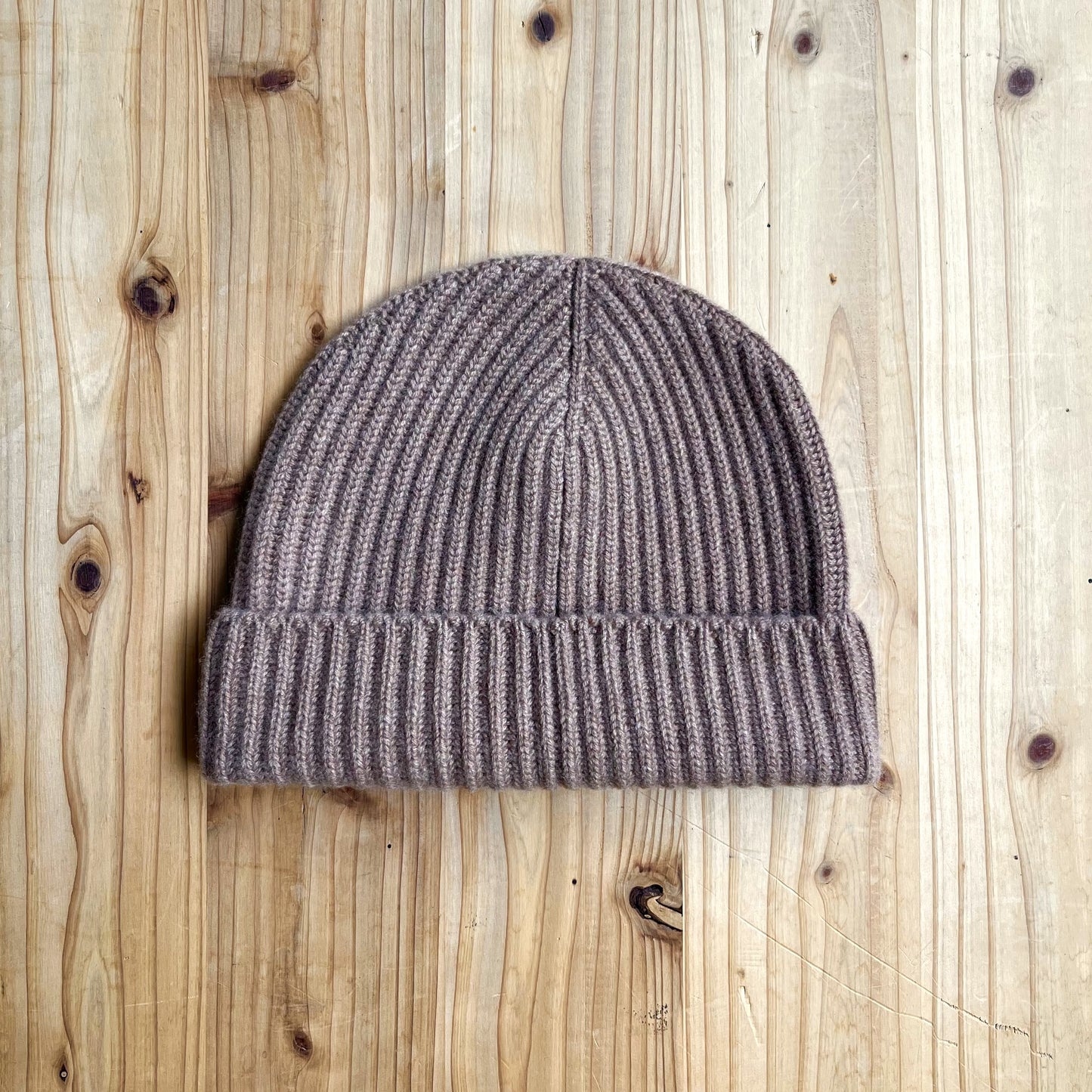 BEGG & CO CASHMERE BEANIE