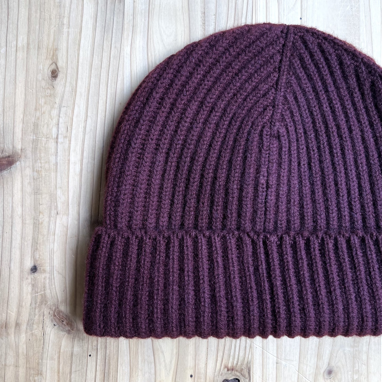 BEGG & CO CASHMERE BEANIE