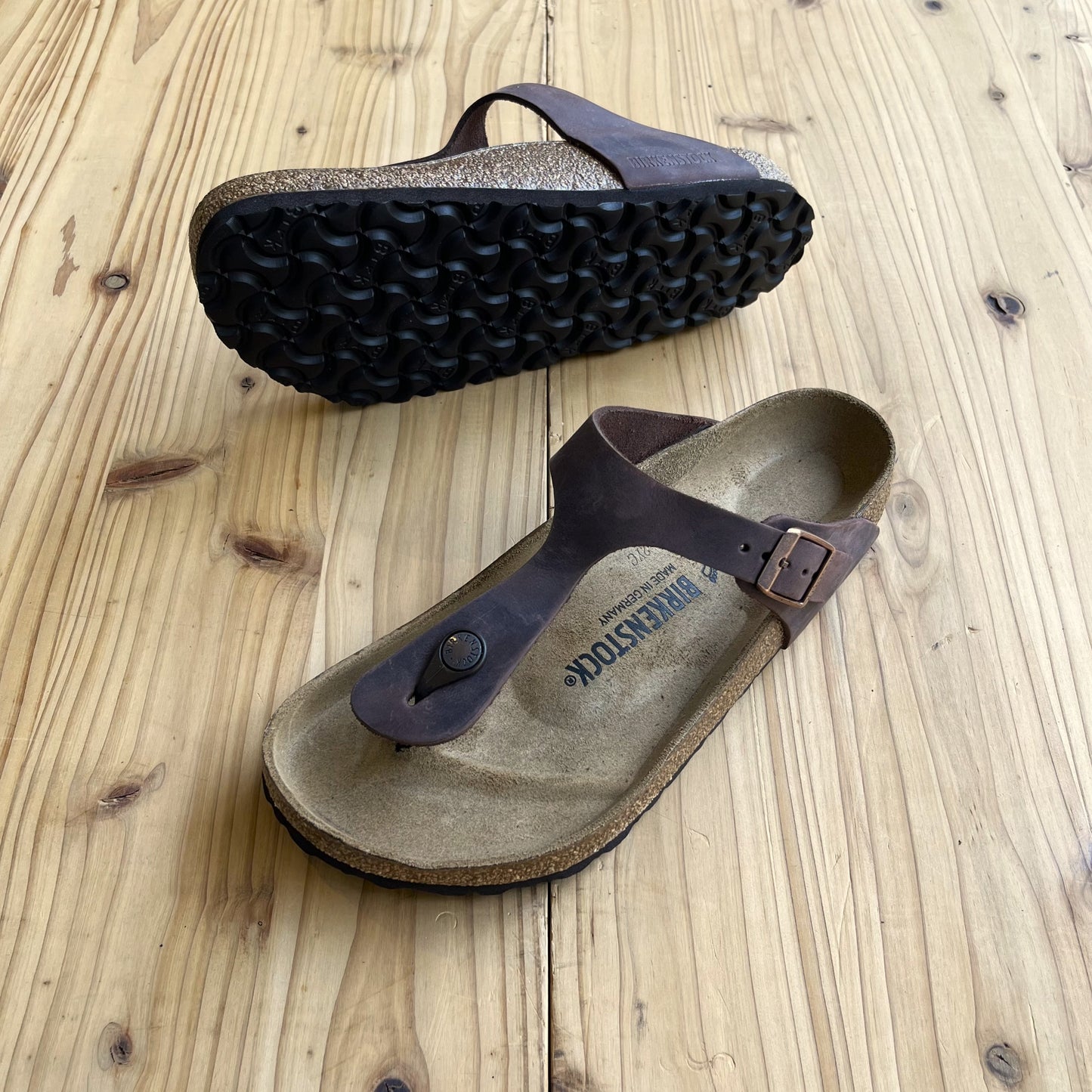 BIRKENSTOCK GIZEH OILED LEATHER