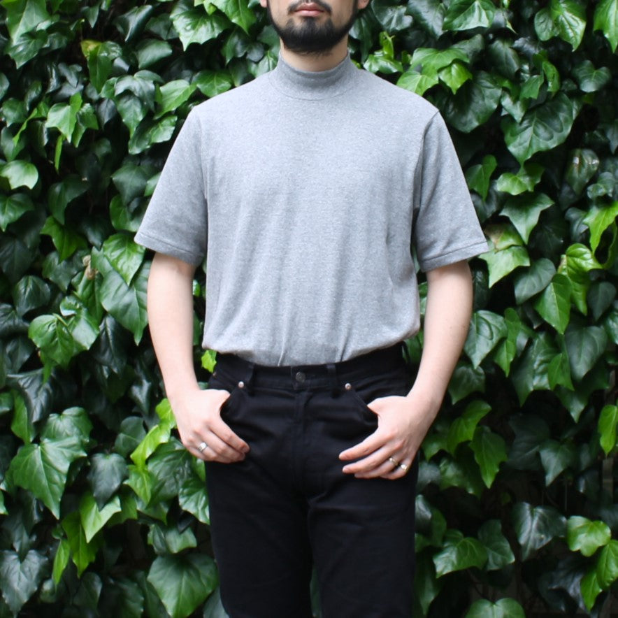 MOCK NECK TEE S/S MICRO STRIPES