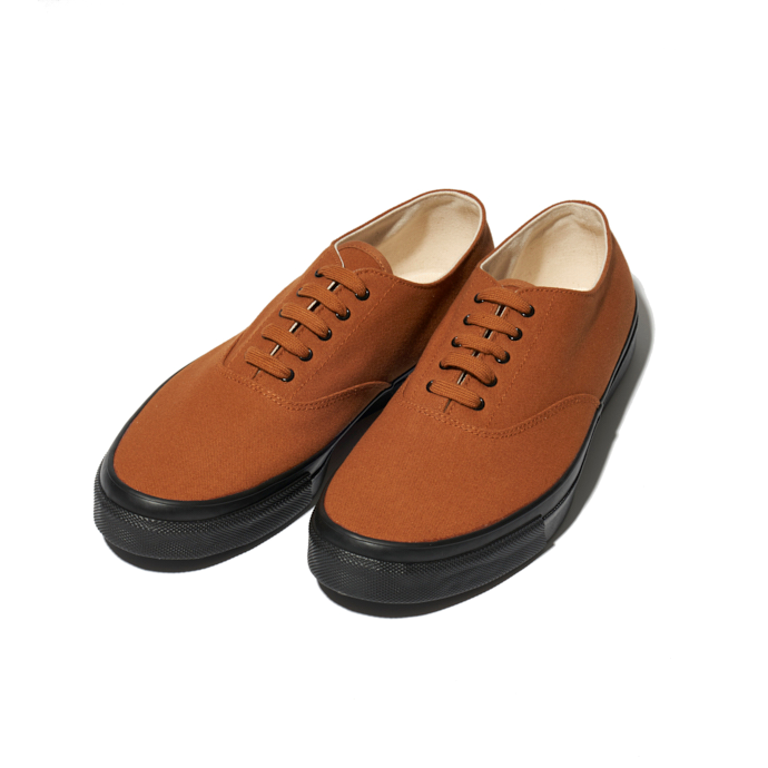 WAKOUWA LOW-TOP BLACK SOLE MADE IN TAIWAN