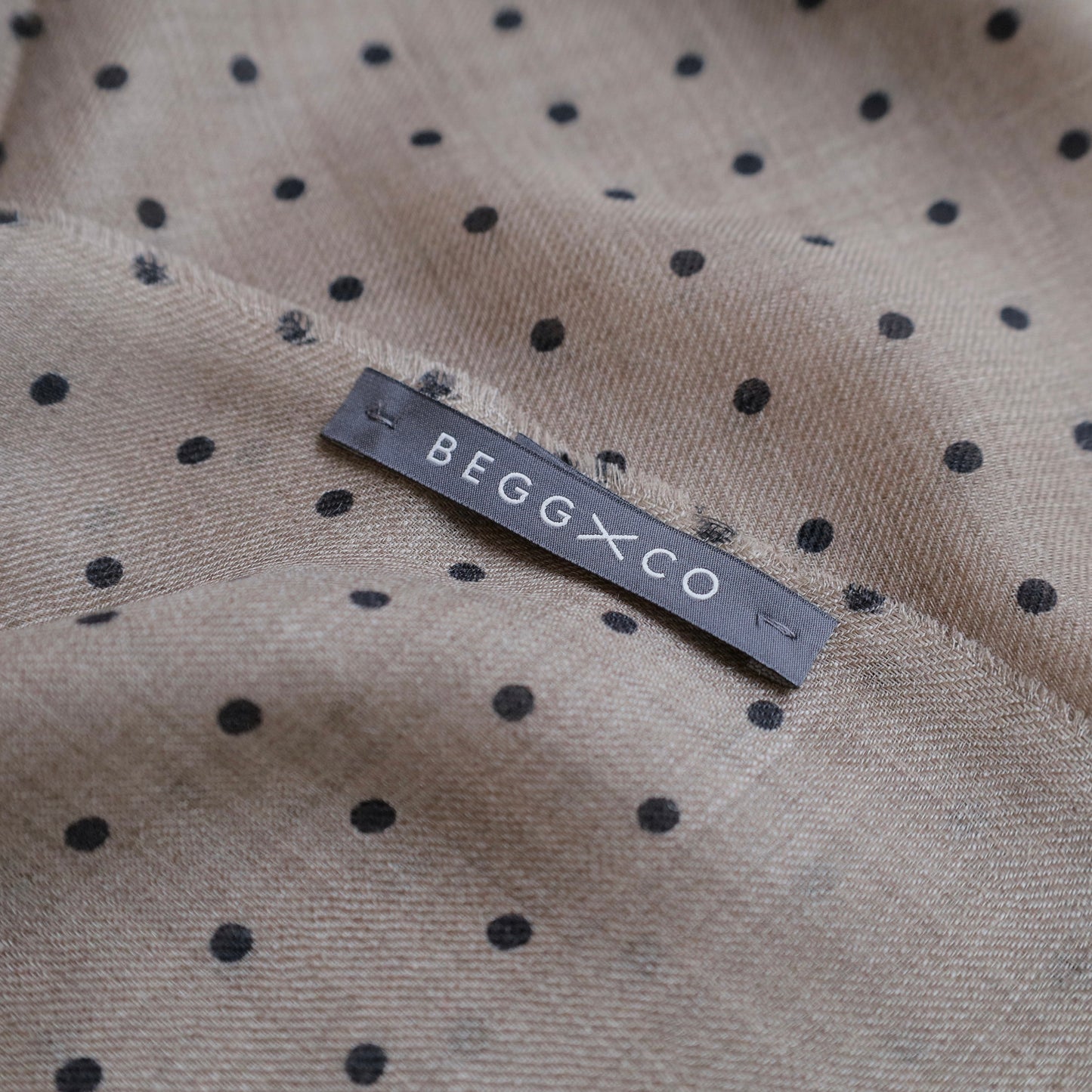 BEGG & CO CASHMERE SCARF POLKA DOT