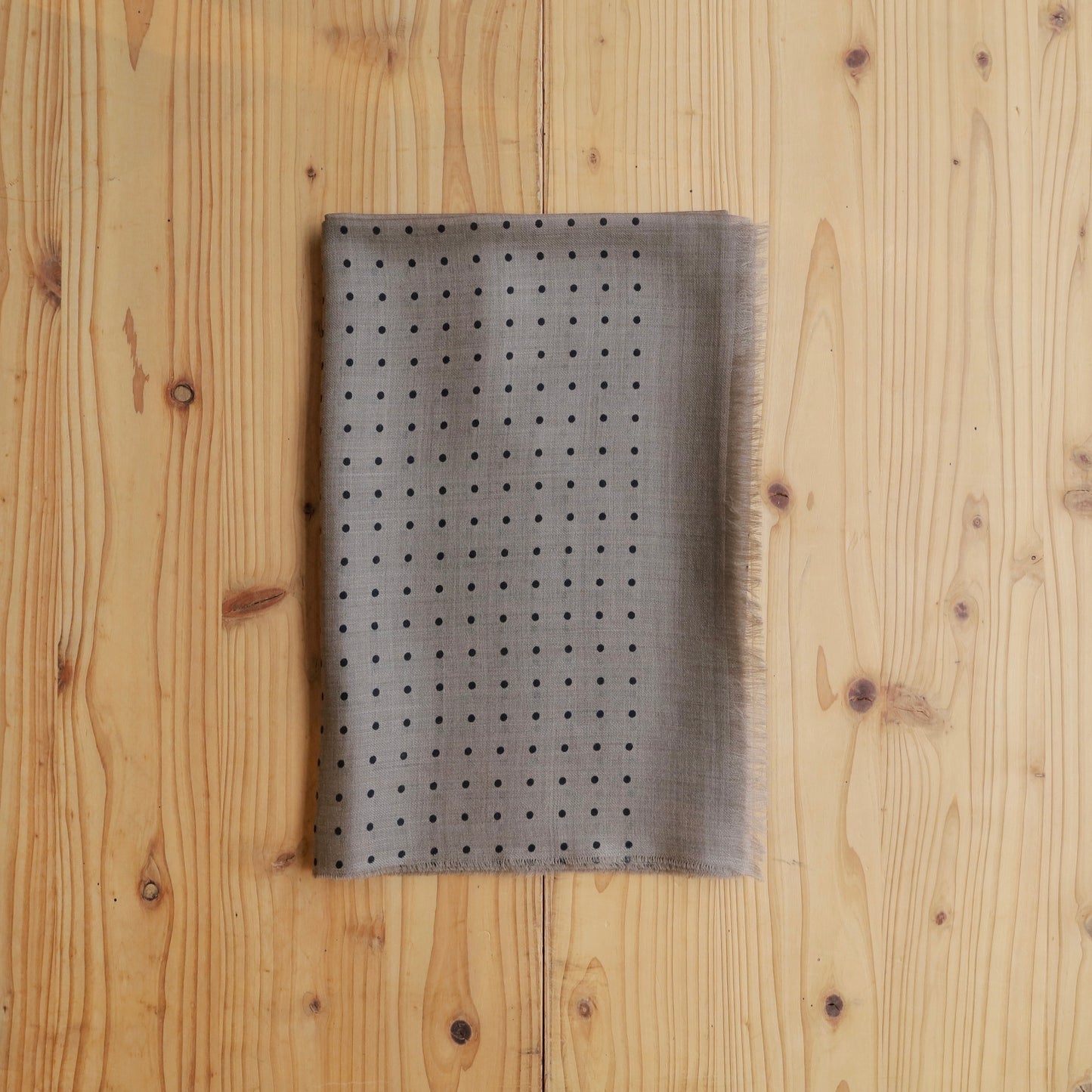 BEGG & CO CASHMERE SCARF POLKA DOT