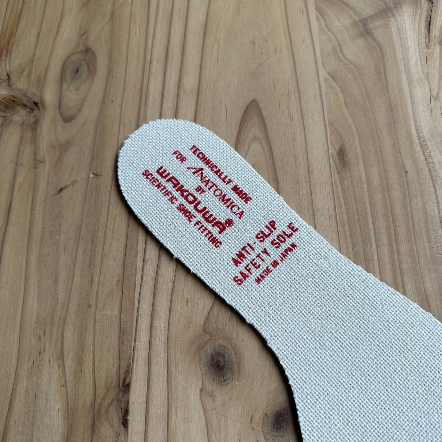 WAKOUWA INSOLE