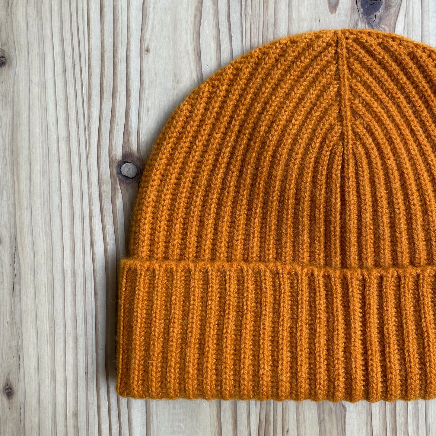 BEGG & CO CASHMERE BEANIE