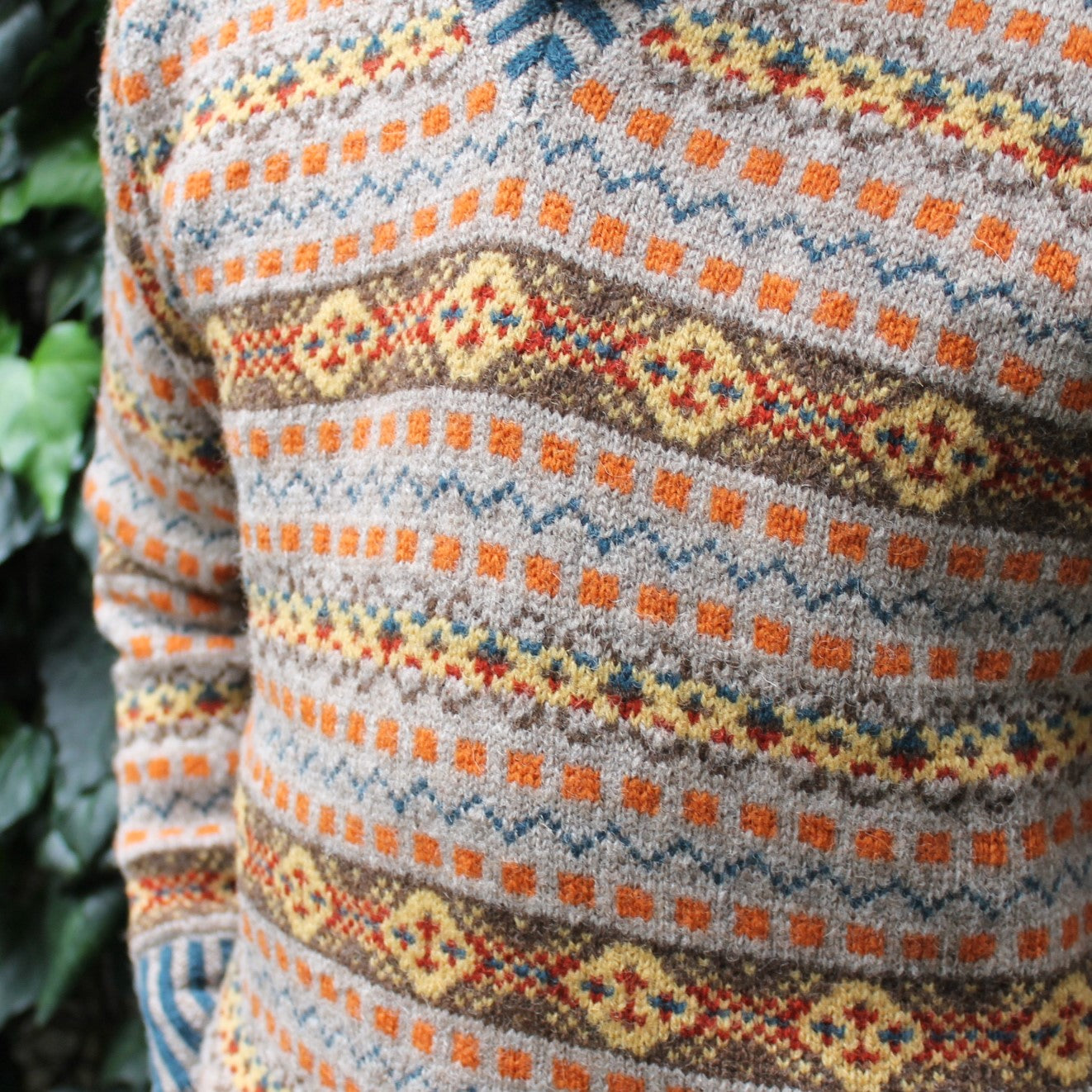 V-NECK FAIR ISLE SWEATER YOUNG PRINCE OF WALES